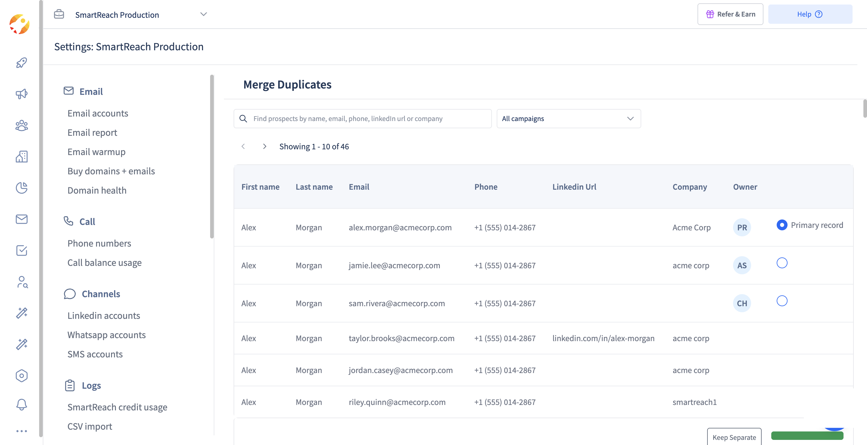 SmartReach.io Merge Duplicates screen grouping matching prospects with a Primary record selector